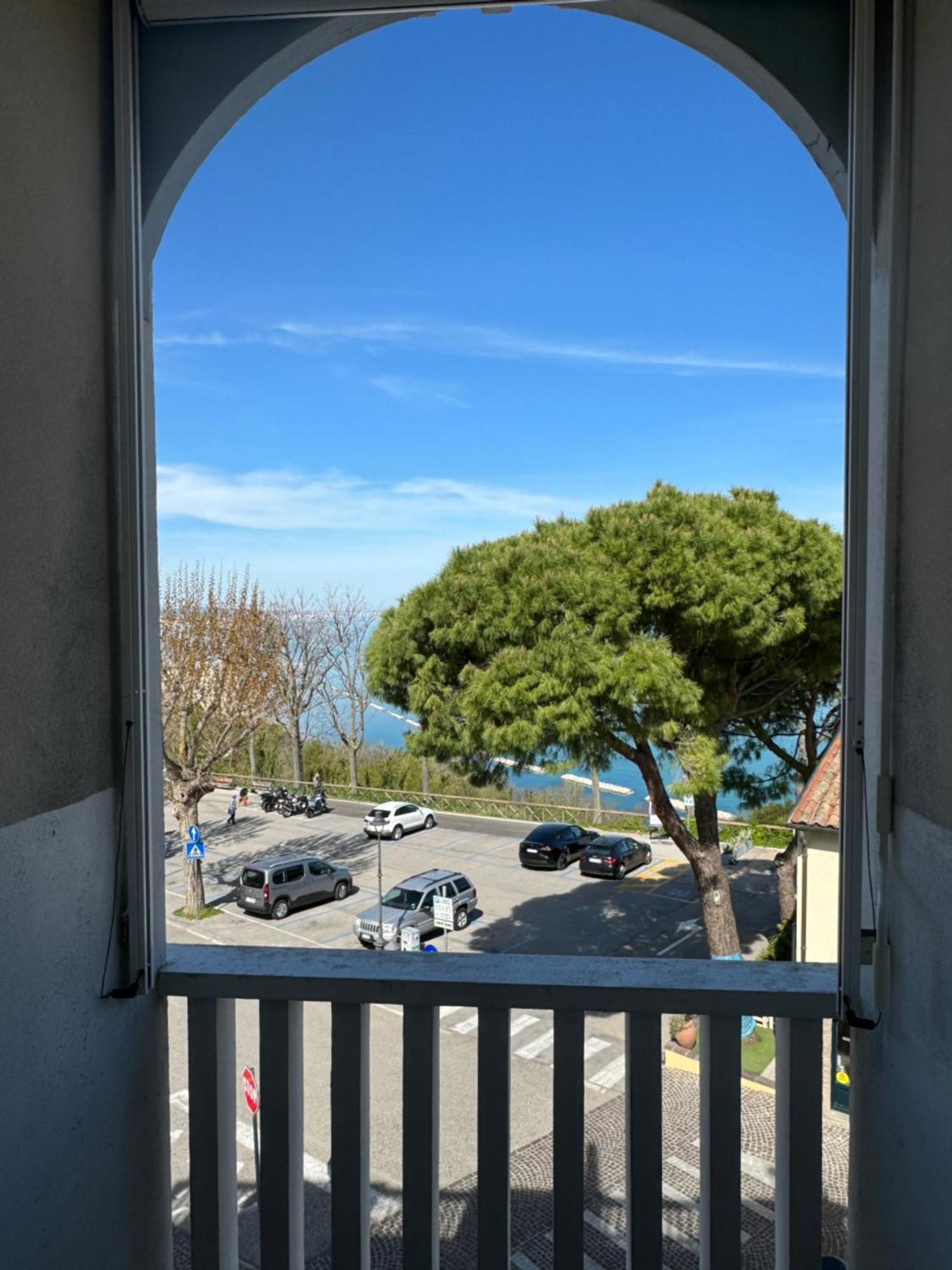 B&B Everest Bar Ristorantino Gabicce Mare Buitenkant foto