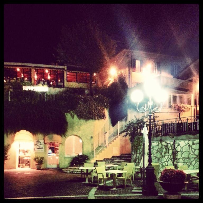 B&B Everest Bar Ristorantino Gabicce Mare Buitenkant foto
