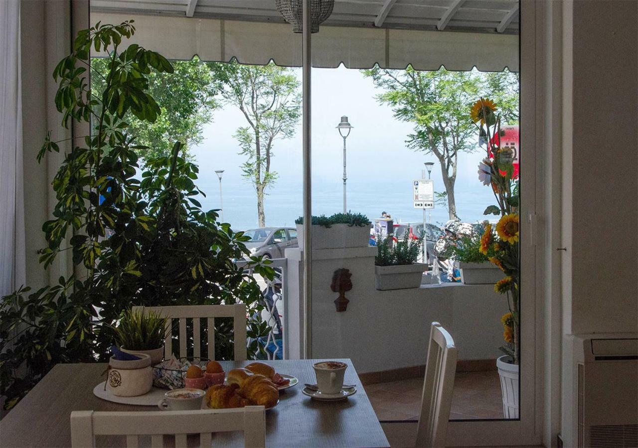 B&B Everest Bar Ristorantino Gabicce Mare Buitenkant foto