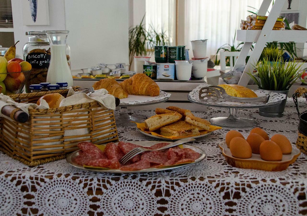 B&B Everest Bar Ristorantino Gabicce Mare Buitenkant foto