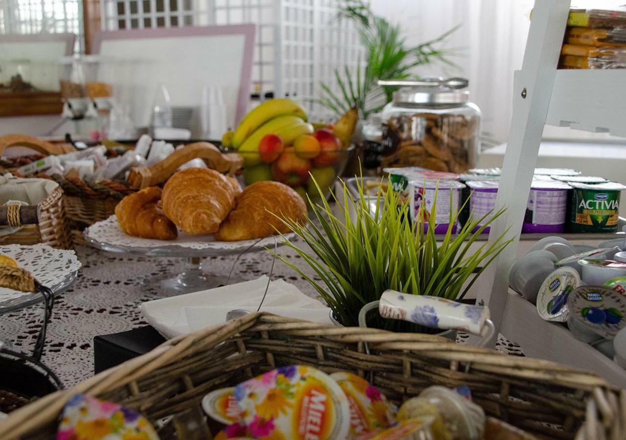 B&B Everest Bar Ristorantino Gabicce Mare Buitenkant foto